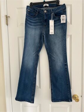 YMI Women's Wide Leg Jeans - Medium Blue Wash